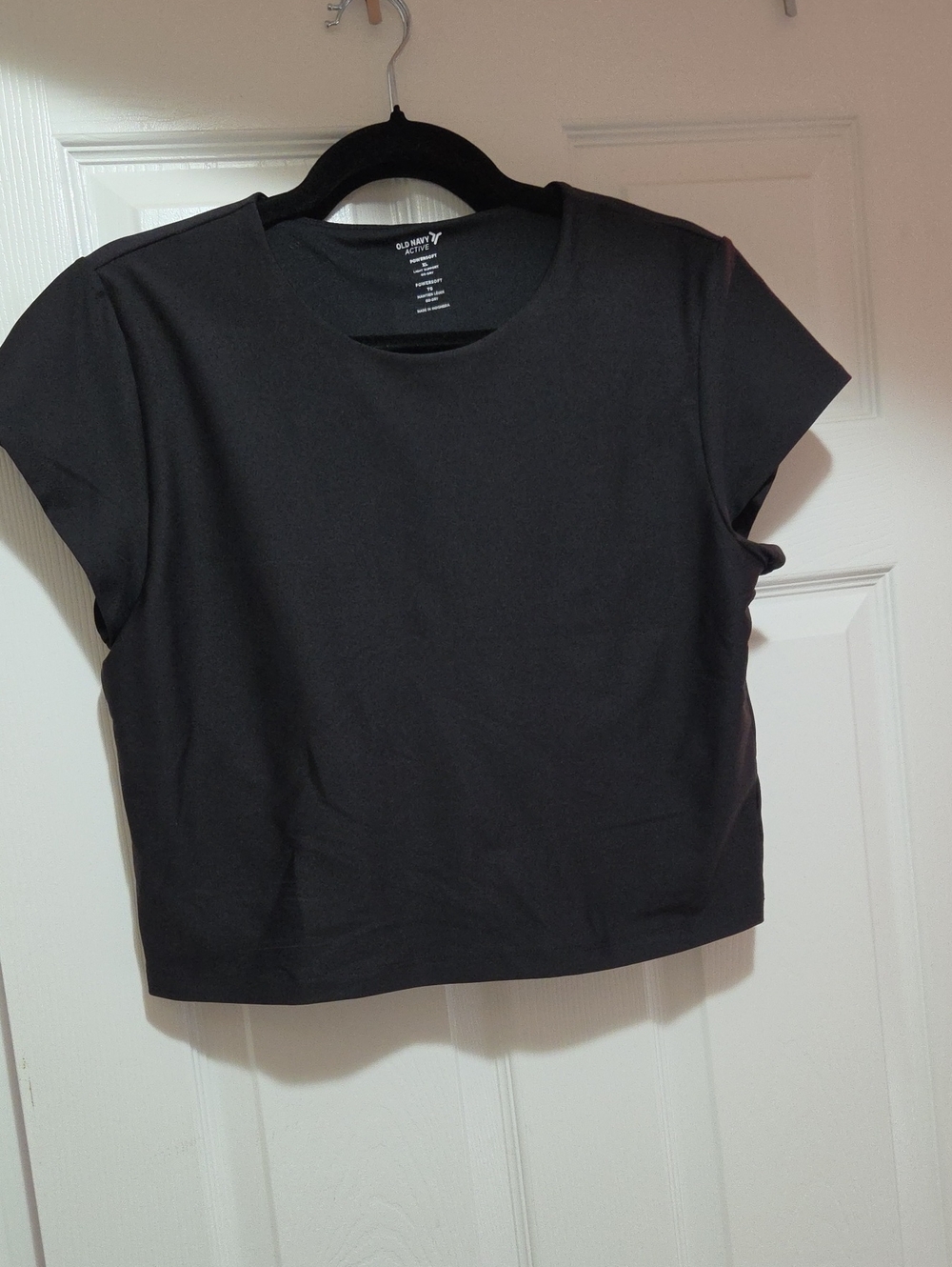 Old Navy Black Cropped Crew Tee